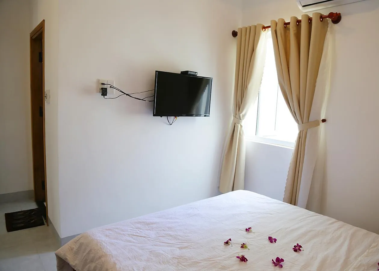 Danang Beach 2 Hotel